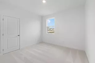 813 Cardenas St, San Marcos, TX 78666 - Photo 13