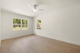 1400 Glencrest Dr, Austin, TX 78723 - Photo 15