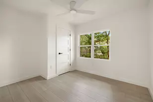 1400 Glencrest Dr, Austin, TX 78723 - Photo 17