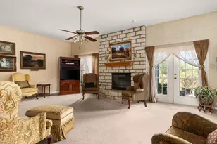 601 Hays Country Acres Rd, Dripping Springs, TX 78620 - Photo 5