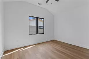 1402 Beckett St, Austin, TX 78757 - Photo 17