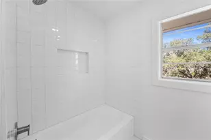 20204 Barnett Glenn Rd, Spicewood, TX 78669 - Photo 23