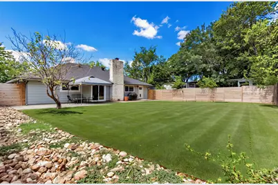 2018 Wheless Lane, Austin, TX 78723 - Photo 27