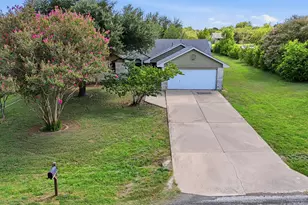 1717 Rendova Ln, Pflugerville, TX 78660 - Photo 23