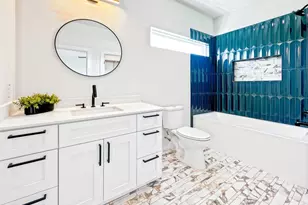 2309 Montopolis Dr, Austin, TX 78741 - Photo 19