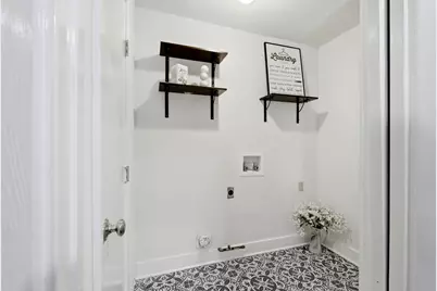 602 E Liberty Avenue E, Round Rock, TX 78664 - Photo 33