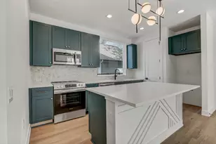 4127 E 12th St, Austin, TX 78721 - Photo 3