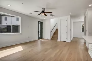 4127 E 12th St, Austin, TX 78721 - Photo 7