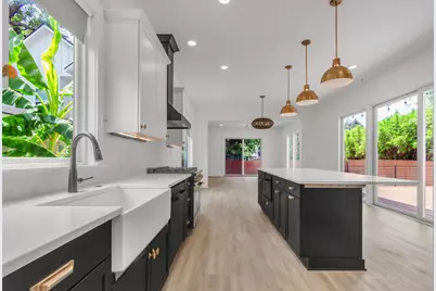 3101 Lyons Road, Austin, TX 78702 - Photo 9