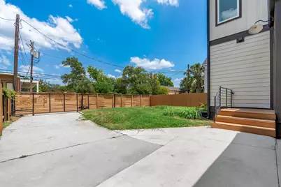 3101 Lyons Road, Austin, TX 78702 - Photo 31