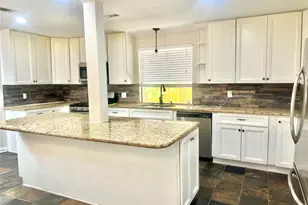 1902 Karen Ave, Austin, TX 78757 - Photo 5