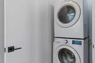 5006 Gladeview Dr, Austin, TX 78745 - Photo 17