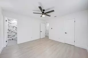 5228 Basswood Ln, Austin, TX 78723 - Photo 15