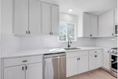 5228 Basswood Lane, Austin, TX 78723 - Photo 11