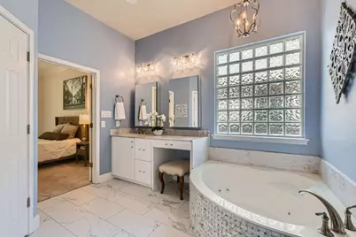 5000 Mission Oaks Boulevard #46, Austin, TX 78735 - Photo 17