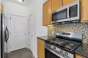 2610 Hidalgo St, Austin, TX 78702 - Photo 9