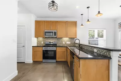 2610 Hidalgo Street, Austin, TX 78702 - Photo 7