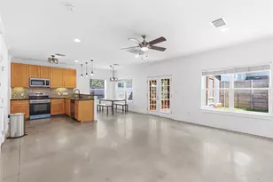 2610 Hidalgo St, Austin, TX 78702 - Photo 5