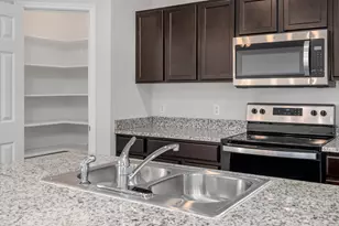 133 McNamara Ct, Jarrell, TX 76537 - Photo 5