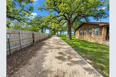 1076 Fm 2095, Cameron, TX 76520 - Photo 5