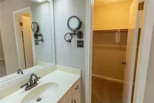 5839 Secrest Dr, Austin, TX 78759 - Photo 19