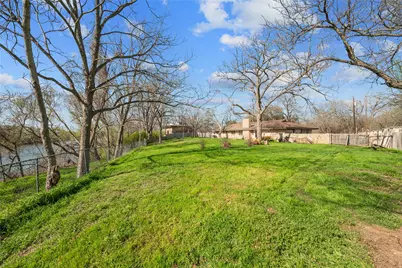7705 Shelton Road, Austin, TX 78725 - Photo 11