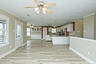 7606 Bar K Ranch Rd, Lago Vista, TX 78645 - Photo 3