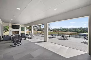 205 Clubhouse Dr, Georgetown, TX 78628 - Photo 37