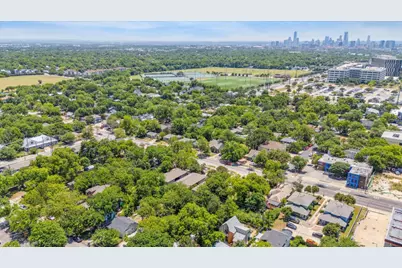700 W North Loop Boulevard, Austin, TX 78751 - Photo 1