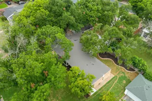 1503 E 15th St, Georgetown, TX 78626 - Photo 39