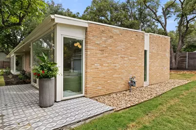 1503 E 15th Street, Georgetown, TX 78626 - Photo 3