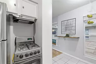 2021 Bluebonnet Ln, Austin, TX 78704 - Photo 7