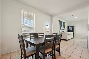 185 Katie Elder Dr, Jarrell, TX 76588 - Photo 15