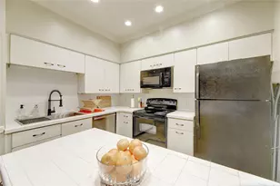 1307 Kinney Ave, Austin, TX 78704 - Photo 3