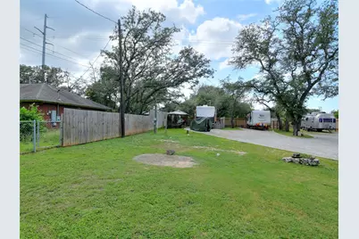 1605 Lancer Lane, Austin, TX 78733 - Photo 17