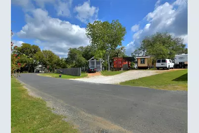 1605 Lancer Lane, Austin, TX 78733 - Photo 5