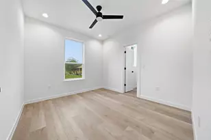2212 Yellow Jacket Ln, Austin, TX 78741 - Photo 21