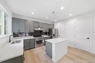 2212 Yellow Jacket Ln, Austin, TX 78741 - Photo 11
