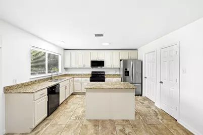 19301 Sunken Creek Pass, Pflugerville, TX 78660 - Photo 7