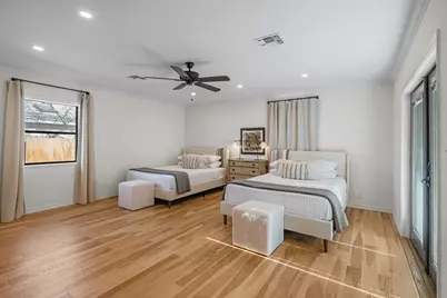 511 Olive Street, Fredericksburg, TX 78624 - Photo 15