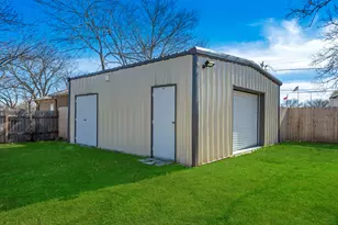 511 Olive St, Fredericksburg, TX 78624 - Photo 27