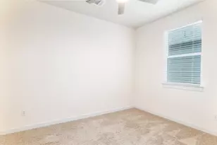 102 Englenook Dr, Hutto, TX 78634 - Photo 15