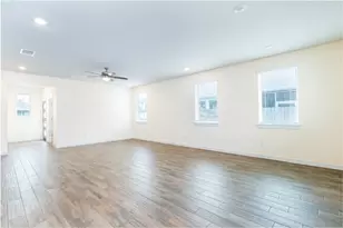 102 Englenook Dr, Hutto, TX 78634 - Photo 11