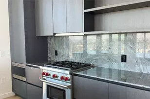 610 Davis St, Austin, TX 78701 - Photo 11