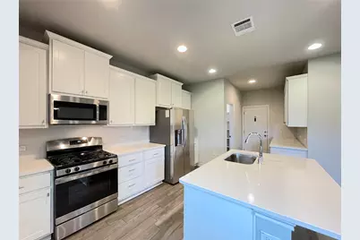 1602 Jacey Way, Austin, TX 78725 - Photo 5