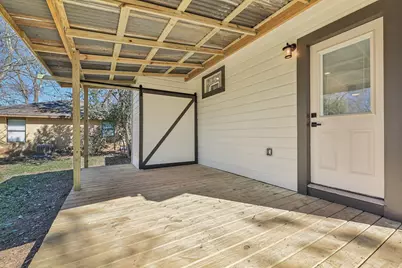 304 Harris Street, Smithville, TX 78957 - Photo 25
