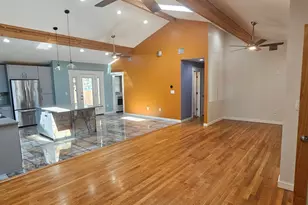 1000 W St Johns Ave, Austin, TX 78757 - Photo 15