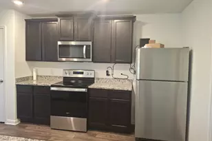 405 Riverdale Dr, Jarrell, TX 76537 - Photo 7