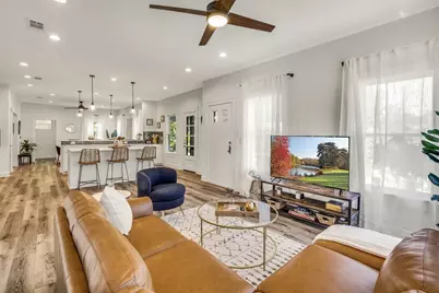 707 Highland Avenue, Austin, TX 78703 - Photo 29