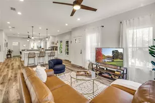 707 Highland Ave, Austin, TX 78703 - Photo 29